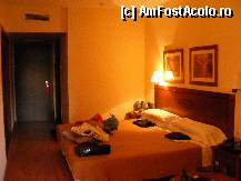 [P12] Camera de hotel » foto by pavellaurentiu
 - 
<span class="allrVoted glyphicon glyphicon-heart hidden" id="av298674"></span>
<a class="m-l-10 hidden" id="sv298674" onclick="voting_Foto_DelVot(,298674,11116)" role="button">șterge vot <span class="glyphicon glyphicon-remove"></span></a>
<a id="v9298674" class=" c-red"  onclick="voting_Foto_SetVot(298674)" role="button"><span class="glyphicon glyphicon-heart-empty"></span> <b>LIKE</b> = Votează poza</a> <img class="hidden"  id="f298674W9" src="/imagini/loader.gif" border="0" /><span class="AjErrMes hidden" id="e298674ErM"></span>