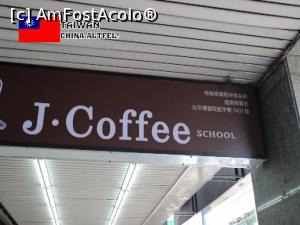 [P11] Preparatul unei cafele bune presupune câteva cursuri de specialitate.  » foto by glcitizen
 - 
<span class="allrVoted glyphicon glyphicon-heart hidden" id="av821218"></span>
<a class="m-l-10 hidden" id="sv821218" onclick="voting_Foto_DelVot(,821218,11172)" role="button">șterge vot <span class="glyphicon glyphicon-remove"></span></a>
<a id="v9821218" class=" c-red"  onclick="voting_Foto_SetVot(821218)" role="button"><span class="glyphicon glyphicon-heart-empty"></span> <b>LIKE</b> = Votează poza</a> <img class="hidden"  id="f821218W9" src="/imagini/loader.gif" border="0" /><span class="AjErrMes hidden" id="e821218ErM"></span>