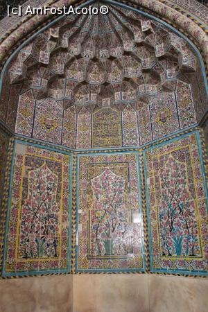 [P69] Shiraz, Moscheea Vakil, Cupolă cu muqarnas și ceramică pictată » foto by mprofeanu
 - 
<span class="allrVoted glyphicon glyphicon-heart hidden" id="av908857"></span>
<a class="m-l-10 hidden" id="sv908857" onclick="voting_Foto_DelVot(,908857,11195)" role="button">șterge vot <span class="glyphicon glyphicon-remove"></span></a>
<a id="v9908857" class=" c-red"  onclick="voting_Foto_SetVot(908857)" role="button"><span class="glyphicon glyphicon-heart-empty"></span> <b>LIKE</b> = Votează poza</a> <img class="hidden"  id="f908857W9" src="/imagini/loader.gif" border="0" /><span class="AjErrMes hidden" id="e908857ErM"></span>