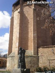 [P01] Miguel de Unamuno va intampina la intrarea in centrul Salamancai. Aceasta este culoarea predominanta in oras. » foto by alinaro
 - 
<span class="allrVoted glyphicon glyphicon-heart hidden" id="av305256"></span>
<a class="m-l-10 hidden" id="sv305256" onclick="voting_Foto_DelVot(,305256,11267)" role="button">șterge vot <span class="glyphicon glyphicon-remove"></span></a>
<a id="v9305256" class=" c-red"  onclick="voting_Foto_SetVot(305256)" role="button"><span class="glyphicon glyphicon-heart-empty"></span> <b>LIKE</b> = Votează poza</a> <img class="hidden"  id="f305256W9" src="/imagini/loader.gif" border="0" /><span class="AjErrMes hidden" id="e305256ErM"></span>