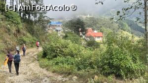 [P02] Pe drumul spre Kutumsang » foto by Mika
 - 
<span class="allrVoted glyphicon glyphicon-heart hidden" id="av1505218"></span>
<a class="m-l-10 hidden" id="sv1505218" onclick="voting_Foto_DelVot(,1505218,11367)" role="button">șterge vot <span class="glyphicon glyphicon-remove"></span></a>
<a id="v91505218" class=" c-red"  onclick="voting_Foto_SetVot(1505218)" role="button"><span class="glyphicon glyphicon-heart-empty"></span> <b>LIKE</b> = Votează poza</a> <img class="hidden"  id="f1505218W9" src="/imagini/loader.gif" border="0" /><span class="AjErrMes hidden" id="e1505218ErM"></span>