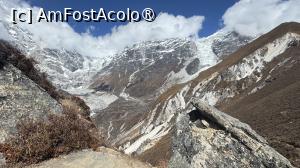 [P58] Spre Vârful Kianjin Ri » foto by Mika
 - 
<span class="allrVoted glyphicon glyphicon-heart hidden" id="av1506042"></span>
<a class="m-l-10 hidden" id="sv1506042" onclick="voting_Foto_DelVot(,1506042,11367)" role="button">șterge vot <span class="glyphicon glyphicon-remove"></span></a>
<a id="v91506042" class=" c-red"  onclick="voting_Foto_SetVot(1506042)" role="button"><span class="glyphicon glyphicon-heart-empty"></span> <b>LIKE</b> = Votează poza</a> <img class="hidden"  id="f1506042W9" src="/imagini/loader.gif" border="0" /><span class="AjErrMes hidden" id="e1506042ErM"></span>