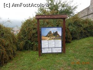 [P24] Kaleto și stâncile Belogradchik - Succinte informații în bulgară, engleză și germană.  » foto by iulianic
 - 
<span class="allrVoted glyphicon glyphicon-heart hidden" id="av977626"></span>
<a class="m-l-10 hidden" id="sv977626" onclick="voting_Foto_DelVot(,977626,11404)" role="button">șterge vot <span class="glyphicon glyphicon-remove"></span></a>
<a id="v9977626" class=" c-red"  onclick="voting_Foto_SetVot(977626)" role="button"><span class="glyphicon glyphicon-heart-empty"></span> <b>LIKE</b> = Votează poza</a> <img class="hidden"  id="f977626W9" src="/imagini/loader.gif" border="0" /><span class="AjErrMes hidden" id="e977626ErM"></span>