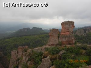 [P36] Kaleto și stâncile Belogradchik - » foto by iulianic
 - 
<span class="allrVoted glyphicon glyphicon-heart hidden" id="av977640"></span>
<a class="m-l-10 hidden" id="sv977640" onclick="voting_Foto_DelVot(,977640,11404)" role="button">șterge vot <span class="glyphicon glyphicon-remove"></span></a>
<a id="v9977640" class=" c-red"  onclick="voting_Foto_SetVot(977640)" role="button"><span class="glyphicon glyphicon-heart-empty"></span> <b>LIKE</b> = Votează poza</a> <img class="hidden"  id="f977640W9" src="/imagini/loader.gif" border="0" /><span class="AjErrMes hidden" id="e977640ErM"></span>