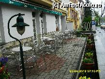 [P03] terasa de la strada, din fata hotelului.Pe cealalta parte a strazii am inteles ca este un spital, deci vis-a-vis de hotel. » foto by adryana
 - 
<span class="allrVoted glyphicon glyphicon-heart hidden" id="av312242"></span>
<a class="m-l-10 hidden" id="sv312242" onclick="voting_Foto_DelVot(,312242,11441)" role="button">șterge vot <span class="glyphicon glyphicon-remove"></span></a>
<a id="v9312242" class=" c-red"  onclick="voting_Foto_SetVot(312242)" role="button"><span class="glyphicon glyphicon-heart-empty"></span> <b>LIKE</b> = Votează poza</a> <img class="hidden"  id="f312242W9" src="/imagini/loader.gif" border="0" /><span class="AjErrMes hidden" id="e312242ErM"></span>