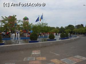 [P58] București - Parcul Lumea Copiilor. » foto by iulianic
 - 
<span class="allrVoted glyphicon glyphicon-heart hidden" id="av1365679"></span>
<a class="m-l-10 hidden" id="sv1365679" onclick="voting_Foto_DelVot(,1365679,11447)" role="button">șterge vot <span class="glyphicon glyphicon-remove"></span></a>
<a id="v91365679" class=" c-red"  onclick="voting_Foto_SetVot(1365679)" role="button"><span class="glyphicon glyphicon-heart-empty"></span> <b>LIKE</b> = Votează poza</a> <img class="hidden"  id="f1365679W9" src="/imagini/loader.gif" border="0" /><span class="AjErrMes hidden" id="e1365679ErM"></span>