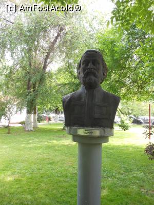 [P07] București - Grădina Valorilor Românești. Bogdan I. » foto by iulianic
 - 
<span class="allrVoted glyphicon glyphicon-heart hidden" id="av1365628"></span>
<a class="m-l-10 hidden" id="sv1365628" onclick="voting_Foto_DelVot(,1365628,11447)" role="button">șterge vot <span class="glyphicon glyphicon-remove"></span></a>
<a id="v91365628" class=" c-red"  onclick="voting_Foto_SetVot(1365628)" role="button"><span class="glyphicon glyphicon-heart-empty"></span> <b>LIKE</b> = Votează poza</a> <img class="hidden"  id="f1365628W9" src="/imagini/loader.gif" border="0" /><span class="AjErrMes hidden" id="e1365628ErM"></span>