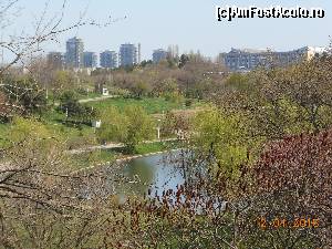 [P14] Parcul Tineretului - Sala Polivalentă şi blocurile turn de dincolo de Calea Văcăreşti.  » foto by iulianic
 - 
<span class="allrVoted glyphicon glyphicon-heart hidden" id="av608637"></span>
<a class="m-l-10 hidden" id="sv608637" onclick="voting_Foto_DelVot(,608637,11447)" role="button">șterge vot <span class="glyphicon glyphicon-remove"></span></a>
<a id="v9608637" class=" c-red"  onclick="voting_Foto_SetVot(608637)" role="button"><span class="glyphicon glyphicon-heart-empty"></span> <b>LIKE</b> = Votează poza</a> <img class="hidden"  id="f608637W9" src="/imagini/loader.gif" border="0" /><span class="AjErrMes hidden" id="e608637ErM"></span>