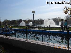 [P49] Parcul Tineretului - La plimbare pe canal.  » foto by iulianic
 - 
<span class="allrVoted glyphicon glyphicon-heart hidden" id="av608686"></span>
<a class="m-l-10 hidden" id="sv608686" onclick="voting_Foto_DelVot(,608686,11447)" role="button">șterge vot <span class="glyphicon glyphicon-remove"></span></a>
<a id="v9608686" class=" c-red"  onclick="voting_Foto_SetVot(608686)" role="button"><span class="glyphicon glyphicon-heart-empty"></span> <b>LIKE</b> = Votează poza</a> <img class="hidden"  id="f608686W9" src="/imagini/loader.gif" border="0" /><span class="AjErrMes hidden" id="e608686ErM"></span>