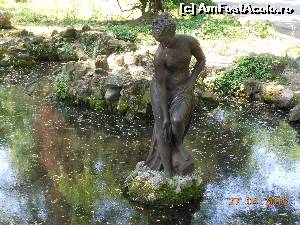[P15] Bucureşti - Parcul Cişmigiu. Frumoasa Nimfă din heleşteu.  » foto by iulianic
 - 
<span class="allrVoted glyphicon glyphicon-heart hidden" id="av613688"></span>
<a class="m-l-10 hidden" id="sv613688" onclick="voting_Foto_DelVot(,613688,11447)" role="button">șterge vot <span class="glyphicon glyphicon-remove"></span></a>
<a id="v9613688" class=" c-red"  onclick="voting_Foto_SetVot(613688)" role="button"><span class="glyphicon glyphicon-heart-empty"></span> <b>LIKE</b> = Votează poza</a> <img class="hidden"  id="f613688W9" src="/imagini/loader.gif" border="0" /><span class="AjErrMes hidden" id="e613688ErM"></span>