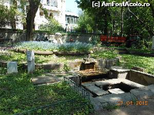 [P26] Bucureşti - Parcul Cişmigiu. Atlas cu globul.  » foto by iulianic
 - 
<span class="allrVoted glyphicon glyphicon-heart hidden" id="av613703"></span>
<a class="m-l-10 hidden" id="sv613703" onclick="voting_Foto_DelVot(,613703,11447)" role="button">șterge vot <span class="glyphicon glyphicon-remove"></span></a>
<a id="v9613703" class=" c-red"  onclick="voting_Foto_SetVot(613703)" role="button"><span class="glyphicon glyphicon-heart-empty"></span> <b>LIKE</b> = Votează poza</a> <img class="hidden"  id="f613703W9" src="/imagini/loader.gif" border="0" /><span class="AjErrMes hidden" id="e613703ErM"></span>