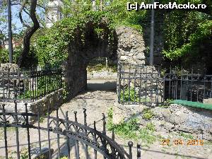[P31] Bucureşti - Parcul Cişmigiu. La Cetate.  » foto by iulianic
 - 
<span class="allrVoted glyphicon glyphicon-heart hidden" id="av613710"></span>
<a class="m-l-10 hidden" id="sv613710" onclick="voting_Foto_DelVot(,613710,11447)" role="button">șterge vot <span class="glyphicon glyphicon-remove"></span></a>
<a id="v9613710" class=" c-red"  onclick="voting_Foto_SetVot(613710)" role="button"><span class="glyphicon glyphicon-heart-empty"></span> <b>LIKE</b> = Votează poza</a> <img class="hidden"  id="f613710W9" src="/imagini/loader.gif" border="0" /><span class="AjErrMes hidden" id="e613710ErM"></span>