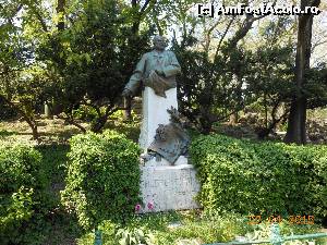 [P09] Bucureşti - Parcul Cişmigiu. Monumentul Gheorghe Panu - 'Semănătorul de idei'.  » foto by iulianic
 - 
<span class="allrVoted glyphicon glyphicon-heart hidden" id="av613671"></span>
<a class="m-l-10 hidden" id="sv613671" onclick="voting_Foto_DelVot(,613671,11447)" role="button">șterge vot <span class="glyphicon glyphicon-remove"></span></a>
<a id="v9613671" class=" c-red"  onclick="voting_Foto_SetVot(613671)" role="button"><span class="glyphicon glyphicon-heart-empty"></span> <b>LIKE</b> = Votează poza</a> <img class="hidden"  id="f613671W9" src="/imagini/loader.gif" border="0" /><span class="AjErrMes hidden" id="e613671ErM"></span>