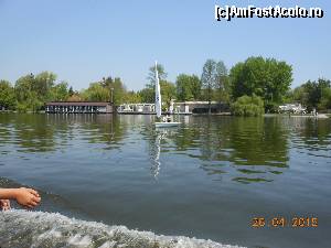 [P25] Parcul Herăstrău - Terase şi o bărcuţă pe lac.  » foto by iulianic
 - 
<span class="allrVoted glyphicon glyphicon-heart hidden" id="av625303"></span>
<a class="m-l-10 hidden" id="sv625303" onclick="voting_Foto_DelVot(,625303,11447)" role="button">șterge vot <span class="glyphicon glyphicon-remove"></span></a>
<a id="v9625303" class=" c-red"  onclick="voting_Foto_SetVot(625303)" role="button"><span class="glyphicon glyphicon-heart-empty"></span> <b>LIKE</b> = Votează poza</a> <img class="hidden"  id="f625303W9" src="/imagini/loader.gif" border="0" /><span class="AjErrMes hidden" id="e625303ErM"></span>