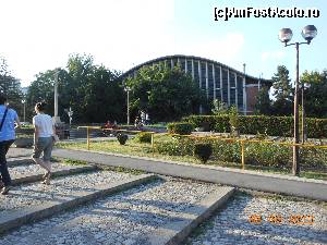 [P37] Parcul Herăstrău - Pavilionul H.  » foto by iulianic
 - 
<span class="allrVoted glyphicon glyphicon-heart hidden" id="av625315"></span>
<a class="m-l-10 hidden" id="sv625315" onclick="voting_Foto_DelVot(,625315,11447)" role="button">șterge vot <span class="glyphicon glyphicon-remove"></span></a>
<a id="v9625315" class=" c-red"  onclick="voting_Foto_SetVot(625315)" role="button"><span class="glyphicon glyphicon-heart-empty"></span> <b>LIKE</b> = Votează poza</a> <img class="hidden"  id="f625315W9" src="/imagini/loader.gif" border="0" /><span class="AjErrMes hidden" id="e625315ErM"></span>