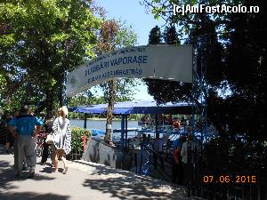 [P06] Parcul Herăstrău - Îmbarcare pentru plimbari cu vaporaşe.  » foto by iulianic
 - 
<span class="allrVoted glyphicon glyphicon-heart hidden" id="av625284"></span>
<a class="m-l-10 hidden" id="sv625284" onclick="voting_Foto_DelVot(,625284,11447)" role="button">șterge vot <span class="glyphicon glyphicon-remove"></span></a>
<a id="v9625284" class=" c-red"  onclick="voting_Foto_SetVot(625284)" role="button"><span class="glyphicon glyphicon-heart-empty"></span> <b>LIKE</b> = Votează poza</a> <img class="hidden"  id="f625284W9" src="/imagini/loader.gif" border="0" /><span class="AjErrMes hidden" id="e625284ErM"></span>