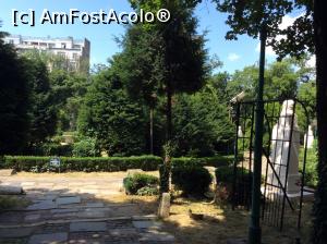 [P28] Parcul Cismigiu - intram in rotonda scriitorilor » foto by mishu
 - 
<span class="allrVoted glyphicon glyphicon-heart hidden" id="av752393"></span>
<a class="m-l-10 hidden" id="sv752393" onclick="voting_Foto_DelVot(,752393,11447)" role="button">șterge vot <span class="glyphicon glyphicon-remove"></span></a>
<a id="v9752393" class=" c-red"  onclick="voting_Foto_SetVot(752393)" role="button"><span class="glyphicon glyphicon-heart-empty"></span> <b>LIKE</b> = Votează poza</a> <img class="hidden"  id="f752393W9" src="/imagini/loader.gif" border="0" /><span class="AjErrMes hidden" id="e752393ErM"></span>