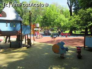 [P43] Loc de joacă pentru copii » foto by Michi
 - 
<span class="allrVoted glyphicon glyphicon-heart hidden" id="av732053"></span>
<a class="m-l-10 hidden" id="sv732053" onclick="voting_Foto_DelVot(,732053,11447)" role="button">șterge vot <span class="glyphicon glyphicon-remove"></span></a>
<a id="v9732053" class=" c-red"  onclick="voting_Foto_SetVot(732053)" role="button"><span class="glyphicon glyphicon-heart-empty"></span> <b>LIKE</b> = Votează poza</a> <img class="hidden"  id="f732053W9" src="/imagini/loader.gif" border="0" /><span class="AjErrMes hidden" id="e732053ErM"></span>
