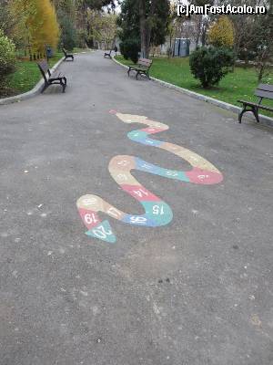 [P10] „Șarpe” în Parcul Nicolae Iorga » foto by tata123 🔱
 - 
<span class="allrVoted glyphicon glyphicon-heart hidden" id="av576766"></span>
<a class="m-l-10 hidden" id="sv576766" onclick="voting_Foto_DelVot(,576766,11447)" role="button">șterge vot <span class="glyphicon glyphicon-remove"></span></a>
<a id="v9576766" class=" c-red"  onclick="voting_Foto_SetVot(576766)" role="button"><span class="glyphicon glyphicon-heart-empty"></span> <b>LIKE</b> = Votează poza</a> <img class="hidden"  id="f576766W9" src="/imagini/loader.gif" border="0" /><span class="AjErrMes hidden" id="e576766ErM"></span>