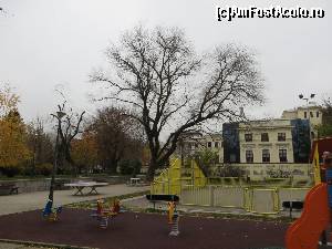 [P14] Loc de joacă și teren de baschet în Parcul Nicolae Iorga » foto by tata123 🔱
 - 
<span class="allrVoted glyphicon glyphicon-heart hidden" id="av576770"></span>
<a class="m-l-10 hidden" id="sv576770" onclick="voting_Foto_DelVot(,576770,11447)" role="button">șterge vot <span class="glyphicon glyphicon-remove"></span></a>
<a id="v9576770" class=" c-red"  onclick="voting_Foto_SetVot(576770)" role="button"><span class="glyphicon glyphicon-heart-empty"></span> <b>LIKE</b> = Votează poza</a> <img class="hidden"  id="f576770W9" src="/imagini/loader.gif" border="0" /><span class="AjErrMes hidden" id="e576770ErM"></span>