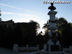 [P12] Apus de soare în parcul Cazzavillan » foto by tata123 🔱
 - 
<span class="allrVoted glyphicon glyphicon-heart hidden" id="av578992"></span>
<a class="m-l-10 hidden" id="sv578992" onclick="voting_Foto_DelVot(,578992,11447)" role="button">șterge vot <span class="glyphicon glyphicon-remove"></span></a>
<a id="v9578992" class=" c-red"  onclick="voting_Foto_SetVot(578992)" role="button"><span class="glyphicon glyphicon-heart-empty"></span> <b>LIKE</b> = Votează poza</a> <img class="hidden"  id="f578992W9" src="/imagini/loader.gif" border="0" /><span class="AjErrMes hidden" id="e578992ErM"></span>