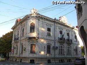 [P04] Bijuterie arhitectonică pe str. Luigi Cazzavillan » foto by tata123 🔱
 - 
<span class="allrVoted glyphicon glyphicon-heart hidden" id="av578984"></span>
<a class="m-l-10 hidden" id="sv578984" onclick="voting_Foto_DelVot(,578984,11447)" role="button">șterge vot <span class="glyphicon glyphicon-remove"></span></a>
<a id="v9578984" class=" c-red"  onclick="voting_Foto_SetVot(578984)" role="button"><span class="glyphicon glyphicon-heart-empty"></span> <b>LIKE</b> = Votează poza</a> <img class="hidden"  id="f578984W9" src="/imagini/loader.gif" border="0" /><span class="AjErrMes hidden" id="e578984ErM"></span>