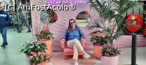 [P40] Grădinile Keukenhof, Pavilionul Beatrix, loc pentru pozat » foto by mprofeanu
 - 
<span class="allrVoted glyphicon glyphicon-heart hidden" id="av1481600"></span>
<a class="m-l-10 hidden" id="sv1481600" onclick="voting_Foto_DelVot(,1481600,11516)" role="button">șterge vot <span class="glyphicon glyphicon-remove"></span></a>
<a id="v91481600" class=" c-red"  onclick="voting_Foto_SetVot(1481600)" role="button"><span class="glyphicon glyphicon-heart-empty"></span> <b>LIKE</b> = Votează poza</a> <img class="hidden"  id="f1481600W9" src="/imagini/loader.gif" border="0" /><span class="AjErrMes hidden" id="e1481600ErM"></span>