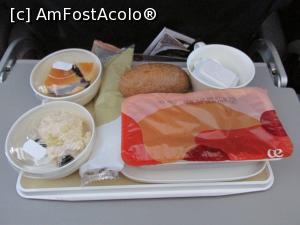 [P09] Masa de seara in avion » foto by adri-nico
 - 
<span class="allrVoted glyphicon glyphicon-heart hidden" id="av850622"></span>
<a class="m-l-10 hidden" id="sv850622" onclick="voting_Foto_DelVot(,850622,11587)" role="button">șterge vot <span class="glyphicon glyphicon-remove"></span></a>
<a id="v9850622" class=" c-red"  onclick="voting_Foto_SetVot(850622)" role="button"><span class="glyphicon glyphicon-heart-empty"></span> <b>LIKE</b> = Votează poza</a> <img class="hidden"  id="f850622W9" src="/imagini/loader.gif" border="0" /><span class="AjErrMes hidden" id="e850622ErM"></span>