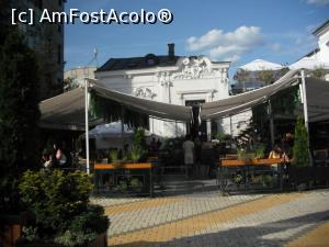 P01 [JUN-2019] Biblioteca unde s-a desfășurat întâlnirea. 