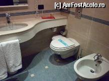 [P16] AS Hotel Cambiago : interior baie » foto by mariana.olaru
 - 
<span class="allrVoted glyphicon glyphicon-heart hidden" id="av322026"></span>
<a class="m-l-10 hidden" id="sv322026" onclick="voting_Foto_DelVot(,322026,11604)" role="button">șterge vot <span class="glyphicon glyphicon-remove"></span></a>
<a id="v9322026" class=" c-red"  onclick="voting_Foto_SetVot(322026)" role="button"><span class="glyphicon glyphicon-heart-empty"></span> <b>LIKE</b> = Votează poza</a> <img class="hidden"  id="f322026W9" src="/imagini/loader.gif" border="0" /><span class="AjErrMes hidden" id="e322026ErM"></span>