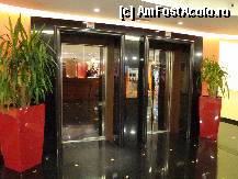 [P09] AS Hotel Cambiago : deși nu are decât două etaje,hotelul dispune de două lifturi elegante » foto by mariana.olaru
 - 
<span class="allrVoted glyphicon glyphicon-heart hidden" id="av322013"></span>
<a class="m-l-10 hidden" id="sv322013" onclick="voting_Foto_DelVot(,322013,11604)" role="button">șterge vot <span class="glyphicon glyphicon-remove"></span></a>
<a id="v9322013" class=" c-red"  onclick="voting_Foto_SetVot(322013)" role="button"><span class="glyphicon glyphicon-heart-empty"></span> <b>LIKE</b> = Votează poza</a> <img class="hidden"  id="f322013W9" src="/imagini/loader.gif" border="0" /><span class="AjErrMes hidden" id="e322013ErM"></span>
