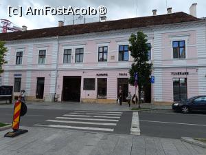 [P01] Cluj, Strada Avram Iancu 20, Clădirea în care se află City Center Festival Apartament » foto by mprofeanu
 - 
<span class="allrVoted glyphicon glyphicon-heart hidden" id="av1434544"></span>
<a class="m-l-10 hidden" id="sv1434544" onclick="voting_Foto_DelVot(,1434544,11616)" role="button">șterge vot <span class="glyphicon glyphicon-remove"></span></a>
<a id="v91434544" class=" c-red"  onclick="voting_Foto_SetVot(1434544)" role="button"><span class="glyphicon glyphicon-heart-empty"></span> <b>LIKE</b> = Votează poza</a> <img class="hidden"  id="f1434544W9" src="/imagini/loader.gif" border="0" /><span class="AjErrMes hidden" id="e1434544ErM"></span>
