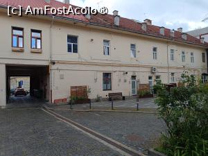 [P02] Cluj, Parte din clădirea în care se află City Center Festival Apartament,  se vede gangul pe unde se intră » foto by mprofeanu
 - 
<span class="allrVoted glyphicon glyphicon-heart hidden" id="av1434545"></span>
<a class="m-l-10 hidden" id="sv1434545" onclick="voting_Foto_DelVot(,1434545,11616)" role="button">șterge vot <span class="glyphicon glyphicon-remove"></span></a>
<a id="v91434545" class=" c-red"  onclick="voting_Foto_SetVot(1434545)" role="button"><span class="glyphicon glyphicon-heart-empty"></span> <b>LIKE</b> = Votează poza</a> <img class="hidden"  id="f1434545W9" src="/imagini/loader.gif" border="0" /><span class="AjErrMes hidden" id="e1434545ErM"></span>