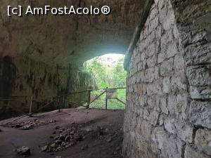 [P32] Devetashka Cave - mai pe sus » foto by k-lator
 - 
<span class="allrVoted glyphicon glyphicon-heart hidden" id="av1302232"></span>
<a class="m-l-10 hidden" id="sv1302232" onclick="voting_Foto_DelVot(,1302232,11645)" role="button">șterge vot <span class="glyphicon glyphicon-remove"></span></a>
<a id="v91302232" class=" c-red"  onclick="voting_Foto_SetVot(1302232)" role="button"><span class="glyphicon glyphicon-heart-empty"></span> <b>LIKE</b> = Votează poza</a> <img class="hidden"  id="f1302232W9" src="/imagini/loader.gif" border="0" /><span class="AjErrMes hidden" id="e1302232ErM"></span>