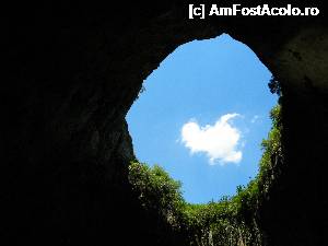 [P06] Peştera Devetashka - Un nor întruchipând Australia scăldată în apele Pacificului » foto by marius.covaci
 - 
<span class="allrVoted glyphicon glyphicon-heart hidden" id="av347332"></span>
<a class="m-l-10 hidden" id="sv347332" onclick="voting_Foto_DelVot(,347332,11645)" role="button">șterge vot <span class="glyphicon glyphicon-remove"></span></a>
<a id="v9347332" class=" c-red"  onclick="voting_Foto_SetVot(347332)" role="button"><span class="glyphicon glyphicon-heart-empty"></span> <b>LIKE</b> = Votează poza</a> <img class="hidden"  id="f347332W9" src="/imagini/loader.gif" border="0" /><span class="AjErrMes hidden" id="e347332ErM"></span>
