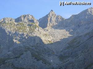 [P02] Traseul cu telecabina pana la 3000m, Dachstein » foto by cecip
 - 
<span class="allrVoted glyphicon glyphicon-heart hidden" id="av373340"></span>
<a class="m-l-10 hidden" id="sv373340" onclick="voting_Foto_DelVot(,373340,11655)" role="button">șterge vot <span class="glyphicon glyphicon-remove"></span></a>
<a id="v9373340" class=" c-red"  onclick="voting_Foto_SetVot(373340)" role="button"><span class="glyphicon glyphicon-heart-empty"></span> <b>LIKE</b> = Votează poza</a> <img class="hidden"  id="f373340W9" src="/imagini/loader.gif" border="0" /><span class="AjErrMes hidden" id="e373340ErM"></span>
