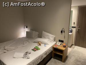 [P03] Practic, dintr-o camera mai mărișoară, au tras un zid despartitor, și au făcut o baie minuscula, și chiuveta au băgat-o in camera, pt ca nu mai era loc in baie!! Cică e de 5 stele!!!!! » foto by ovidiu malau
 - 
<span class="allrVoted glyphicon glyphicon-heart hidden" id="av1314687"></span>
<a class="m-l-10 hidden" id="sv1314687" onclick="voting_Foto_DelVot(,1314687,11689)" role="button">șterge vot <span class="glyphicon glyphicon-remove"></span></a>
<a id="v91314687" class=" c-red"  onclick="voting_Foto_SetVot(1314687)" role="button"><span class="glyphicon glyphicon-heart-empty"></span> <b>LIKE</b> = Votează poza</a> <img class="hidden"  id="f1314687W9" src="/imagini/loader.gif" border="0" /><span class="AjErrMes hidden" id="e1314687ErM"></span>