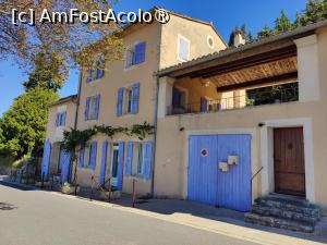 [P31] Clădire tradițională provensală (în Bonnieux) » foto by crismis
 - 
<span class="allrVoted glyphicon glyphicon-heart hidden" id="av1502502"></span>
<a class="m-l-10 hidden" id="sv1502502" onclick="voting_Foto_DelVot(,1502502,11696)" role="button">șterge vot <span class="glyphicon glyphicon-remove"></span></a>
<a id="v91502502" class=" c-red"  onclick="voting_Foto_SetVot(1502502)" role="button"><span class="glyphicon glyphicon-heart-empty"></span> <b>LIKE</b> = Votează poza</a> <img class="hidden"  id="f1502502W9" src="/imagini/loader.gif" border="0" /><span class="AjErrMes hidden" id="e1502502ErM"></span>