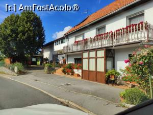 [P63] Casă frumoasă într-un sat sloven » foto by crismis
 - 
<span class="allrVoted glyphicon glyphicon-heart hidden" id="av1502532"></span>
<a class="m-l-10 hidden" id="sv1502532" onclick="voting_Foto_DelVot(,1502532,11696)" role="button">șterge vot <span class="glyphicon glyphicon-remove"></span></a>
<a id="v91502532" class=" c-red"  onclick="voting_Foto_SetVot(1502532)" role="button"><span class="glyphicon glyphicon-heart-empty"></span> <b>LIKE</b> = Votează poza</a> <img class="hidden"  id="f1502532W9" src="/imagini/loader.gif" border="0" /><span class="AjErrMes hidden" id="e1502532ErM"></span>