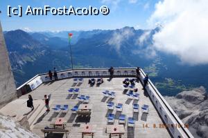 [P45] Terasa de pe Toffana di Mezzo » foto by nickro
 - 
<span class="allrVoted glyphicon glyphicon-heart hidden" id="av898887"></span>
<a class="m-l-10 hidden" id="sv898887" onclick="voting_Foto_DelVot(,898887,11696)" role="button">șterge vot <span class="glyphicon glyphicon-remove"></span></a>
<a id="v9898887" class=" c-red"  onclick="voting_Foto_SetVot(898887)" role="button"><span class="glyphicon glyphicon-heart-empty"></span> <b>LIKE</b> = Votează poza</a> <img class="hidden"  id="f898887W9" src="/imagini/loader.gif" border="0" /><span class="AjErrMes hidden" id="e898887ErM"></span>