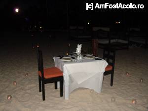 [P19] o cina romantica organizata de un resort la malul oceanului, unde era cald si liniste
foooarte romantic » foto by Marinescu Ana*
 - 
<span class="allrVoted glyphicon glyphicon-heart hidden" id="av478991"></span>
<a class="m-l-10 hidden" id="sv478991" onclick="voting_Foto_DelVot(,478991,11752)" role="button">șterge vot <span class="glyphicon glyphicon-remove"></span></a>
<a id="v9478991" class=" c-red"  onclick="voting_Foto_SetVot(478991)" role="button"><span class="glyphicon glyphicon-heart-empty"></span> <b>LIKE</b> = Votează poza</a> <img class="hidden"  id="f478991W9" src="/imagini/loader.gif" border="0" /><span class="AjErrMes hidden" id="e478991ErM"></span>