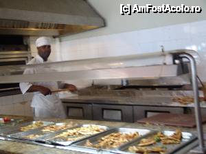 [P23] pizza-man. aveai de unde sa alegi. la ora 18 se deschidea pizzeria de sus care era pana la 6 dimi dar dupa 1 noaptea cu spagaaaa » foto by Marinescu Ana*
 - 
<span class="allrVoted glyphicon glyphicon-heart hidden" id="av478998"></span>
<a class="m-l-10 hidden" id="sv478998" onclick="voting_Foto_DelVot(,478998,11752)" role="button">șterge vot <span class="glyphicon glyphicon-remove"></span></a>
<a id="v9478998" class=" c-red"  onclick="voting_Foto_SetVot(478998)" role="button"><span class="glyphicon glyphicon-heart-empty"></span> <b>LIKE</b> = Votează poza</a> <img class="hidden"  id="f478998W9" src="/imagini/loader.gif" border="0" /><span class="AjErrMes hidden" id="e478998ErM"></span>