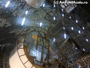 [P33] La etajul I, exista si un 'London Eye' subteran, de unde poti admira stalactitele de pe tavanul salinei » foto by dorgo
 - 
<span class="allrVoted glyphicon glyphicon-heart hidden" id="av533770"></span>
<a class="m-l-10 hidden" id="sv533770" onclick="voting_Foto_DelVot(,533770,11779)" role="button">șterge vot <span class="glyphicon glyphicon-remove"></span></a>
<a id="v9533770" class=" c-red"  onclick="voting_Foto_SetVot(533770)" role="button"><span class="glyphicon glyphicon-heart-empty"></span> <b>LIKE</b> = Votează poza</a> <img class="hidden"  id="f533770W9" src="/imagini/loader.gif" border="0" /><span class="AjErrMes hidden" id="e533770ErM"></span>