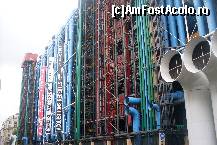 [P02] Nu, nu e o construcţie industrială, e partea din spate a Centrului Cultural 'Georges Pompidou'... » foto by Ovidiu istorie
 - 
<span class="allrVoted glyphicon glyphicon-heart hidden" id="av316326"></span>
<a class="m-l-10 hidden" id="sv316326" onclick="voting_Foto_DelVot(,316326,11886)" role="button">șterge vot <span class="glyphicon glyphicon-remove"></span></a>
<a id="v9316326" class=" c-red"  onclick="voting_Foto_SetVot(316326)" role="button"><span class="glyphicon glyphicon-heart-empty"></span> <b>LIKE</b> = Votează poza</a> <img class="hidden"  id="f316326W9" src="/imagini/loader.gif" border="0" /><span class="AjErrMes hidden" id="e316326ErM"></span>