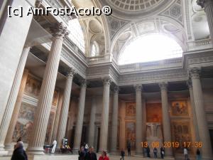 [P55] Pantheon - interior » foto by zlatna
 - 
<span class="allrVoted glyphicon glyphicon-heart hidden" id="av1139428"></span>
<a class="m-l-10 hidden" id="sv1139428" onclick="voting_Foto_DelVot(,1139428,11886)" role="button">șterge vot <span class="glyphicon glyphicon-remove"></span></a>
<a id="v91139428" class=" c-red"  onclick="voting_Foto_SetVot(1139428)" role="button"><span class="glyphicon glyphicon-heart-empty"></span> <b>LIKE</b> = Votează poza</a> <img class="hidden"  id="f1139428W9" src="/imagini/loader.gif" border="0" /><span class="AjErrMes hidden" id="e1139428ErM"></span>