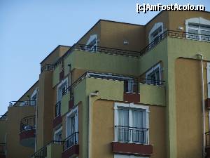 [P07] Balconul de pe colț este al apartamentului nostru » foto by sofnicus
 - 
<span class="allrVoted glyphicon glyphicon-heart hidden" id="av513756"></span>
<a class="m-l-10 hidden" id="sv513756" onclick="voting_Foto_DelVot(,513756,11901)" role="button">șterge vot <span class="glyphicon glyphicon-remove"></span></a>
<a id="v9513756" class=" c-red"  onclick="voting_Foto_SetVot(513756)" role="button"><span class="glyphicon glyphicon-heart-empty"></span> <b>LIKE</b> = Votează poza</a> <img class="hidden"  id="f513756W9" src="/imagini/loader.gif" border="0" /><span class="AjErrMes hidden" id="e513756ErM"></span>