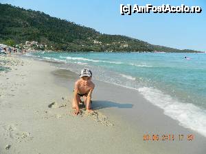 [P10] La Golden Beach si nisipul e altfel decat pe alte plaje » foto by atti_sz
 - 
<span class="allrVoted glyphicon glyphicon-heart hidden" id="av441694"></span>
<a class="m-l-10 hidden" id="sv441694" onclick="voting_Foto_DelVot(,441694,11907)" role="button">șterge vot <span class="glyphicon glyphicon-remove"></span></a>
<a id="v9441694" class=" c-red"  onclick="voting_Foto_SetVot(441694)" role="button"><span class="glyphicon glyphicon-heart-empty"></span> <b>LIKE</b> = Votează poza</a> <img class="hidden"  id="f441694W9" src="/imagini/loader.gif" border="0" /><span class="AjErrMes hidden" id="e441694ErM"></span>