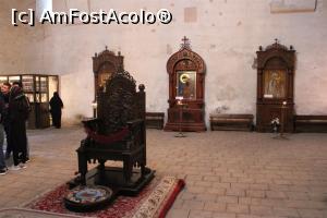 [P07] Fortăreața Ananuri, Cetatea, Biserica Maica Domnului, Icoane printre care și Icoana Sf. Nino cu Crucea de Viță de Vie, au mai rămas câteva fresce mai vechi...  » foto by mprofeanu
 - 
<span class="allrVoted glyphicon glyphicon-heart hidden" id="av1144378"></span>
<a class="m-l-10 hidden" id="sv1144378" onclick="voting_Foto_DelVot(,1144378,11911)" role="button">șterge vot <span class="glyphicon glyphicon-remove"></span></a>
<a id="v91144378" class=" c-red"  onclick="voting_Foto_SetVot(1144378)" role="button"><span class="glyphicon glyphicon-heart-empty"></span> <b>LIKE</b> = Votează poza</a> <img class="hidden"  id="f1144378W9" src="/imagini/loader.gif" border="0" /><span class="AjErrMes hidden" id="e1144378ErM"></span>