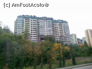 [P04] Blocuri noi (sau poate doar renovate) în Tbilisi » foto by calator2000
 - 
<span class="allrVoted glyphicon glyphicon-heart hidden" id="av813472"></span>
<a class="m-l-10 hidden" id="sv813472" onclick="voting_Foto_DelVot(,813472,11911)" role="button">șterge vot <span class="glyphicon glyphicon-remove"></span></a>
<a id="v9813472" class=" c-red"  onclick="voting_Foto_SetVot(813472)" role="button"><span class="glyphicon glyphicon-heart-empty"></span> <b>LIKE</b> = Votează poza</a> <img class="hidden"  id="f813472W9" src="/imagini/loader.gif" border="0" /><span class="AjErrMes hidden" id="e813472ErM"></span>