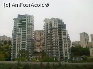 [P05] Blocuri noi si blocuri vechi în Tbilisi » foto by calator2000
 - 
<span class="allrVoted glyphicon glyphicon-heart hidden" id="av813473"></span>
<a class="m-l-10 hidden" id="sv813473" onclick="voting_Foto_DelVot(,813473,11911)" role="button">șterge vot <span class="glyphicon glyphicon-remove"></span></a>
<a id="v9813473" class=" c-red"  onclick="voting_Foto_SetVot(813473)" role="button"><span class="glyphicon glyphicon-heart-empty"></span> <b>LIKE</b> = Votează poza</a> <img class="hidden"  id="f813473W9" src="/imagini/loader.gif" border="0" /><span class="AjErrMes hidden" id="e813473ErM"></span>